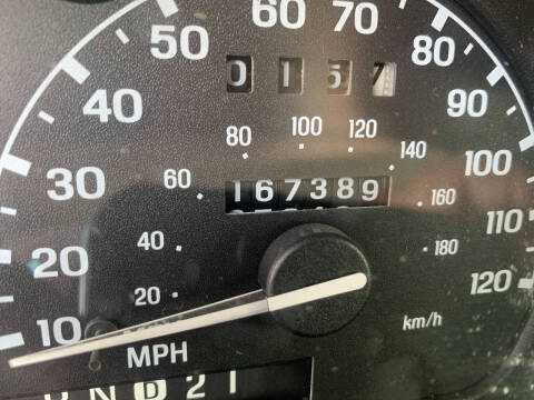 2000 Ford Explorer XLS