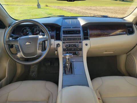 2010 Ford Taurus SEL