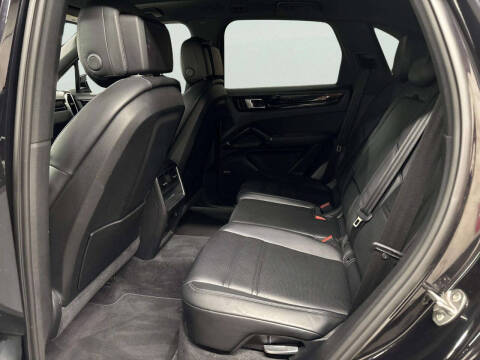 2019 Porsche Cayenne S