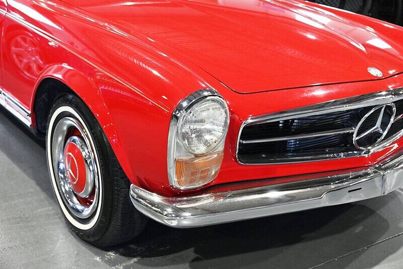 1967 Mercedes-Benz 230SL 7