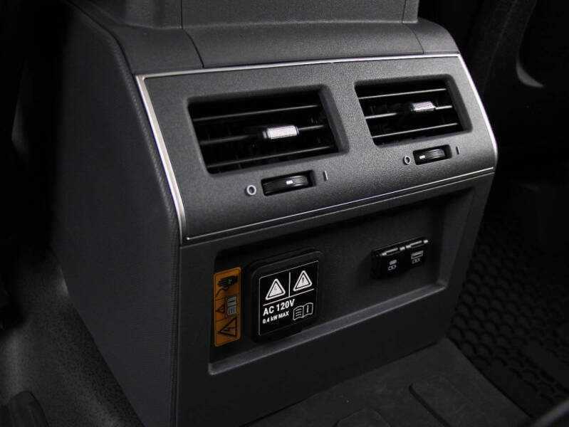 2024 Ineos Grenadier Trialmaster