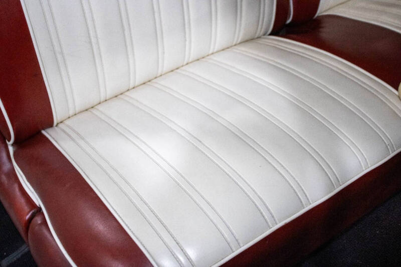 1951 Chevrolet Deluxe