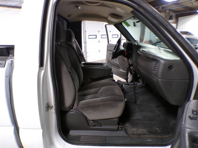 2006 GMC Sierra 2500HD Work Truck