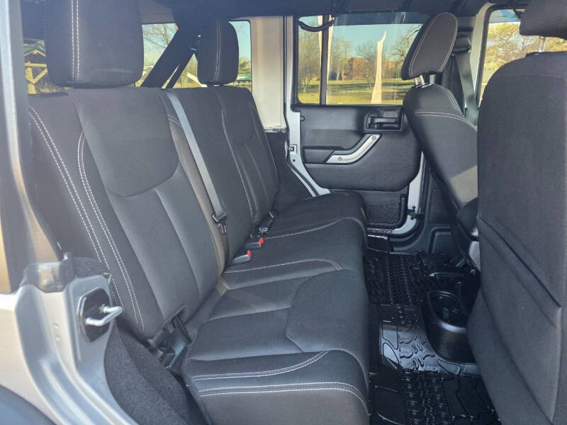 2016 Jeep Wrangler Unlimited Sahara