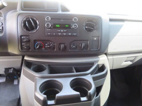 2014 Ford E-Series E-350 SD XLT