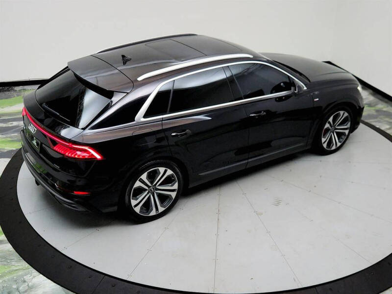 2021 Audi Q8 quattro Prestige 55 TFSI