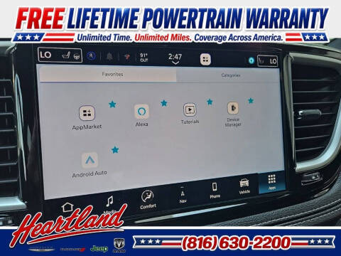 2027 Chrysler Pacifica Select