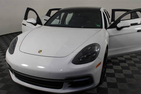2017 Porsche Panamera