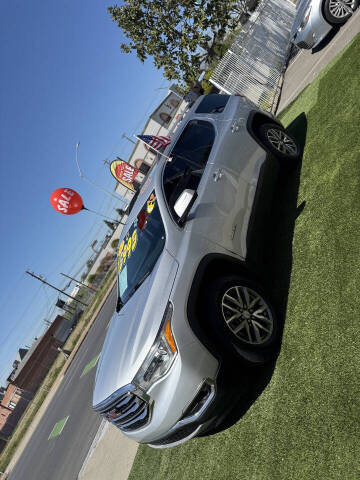 2017 GMC Acadia SLE-2