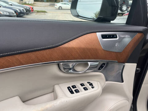 2018 Volvo XC90 T6 Inscription