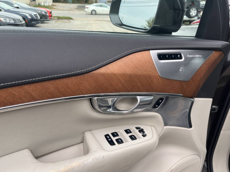 2018 Volvo XC90 T6 Inscription