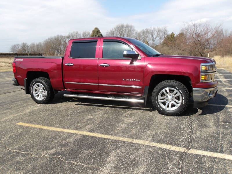 2014 Chevrolet Silverado 1500 for sale at Crossroads Used Cars Inc. in Tremont IL