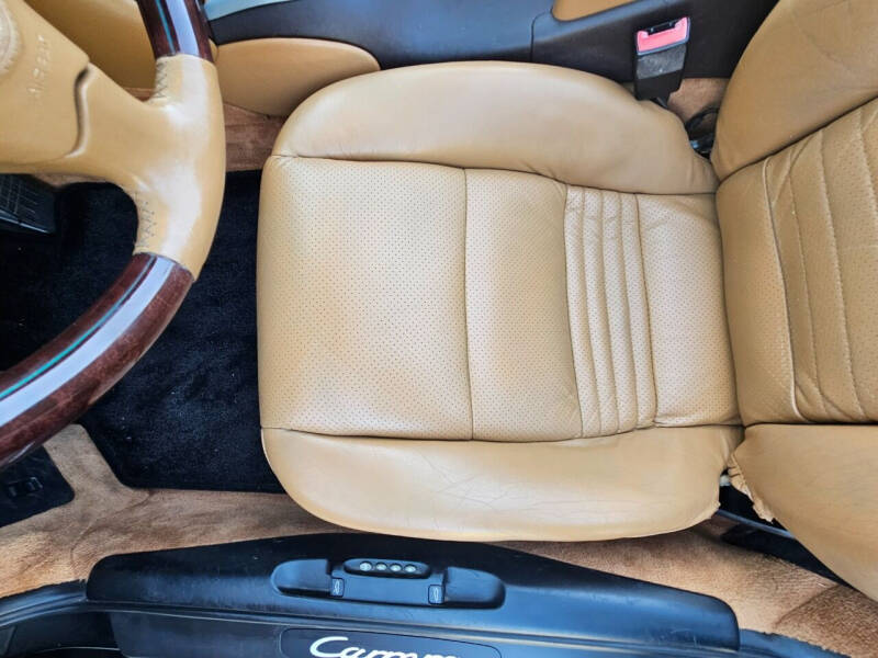 2001 Porsche 911 Carrera