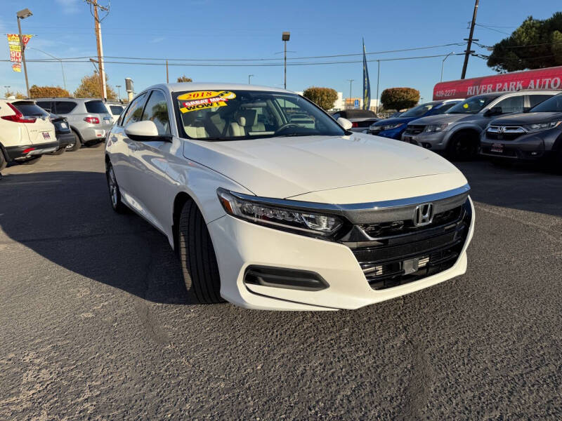 2018 Honda Accord LX photo 35