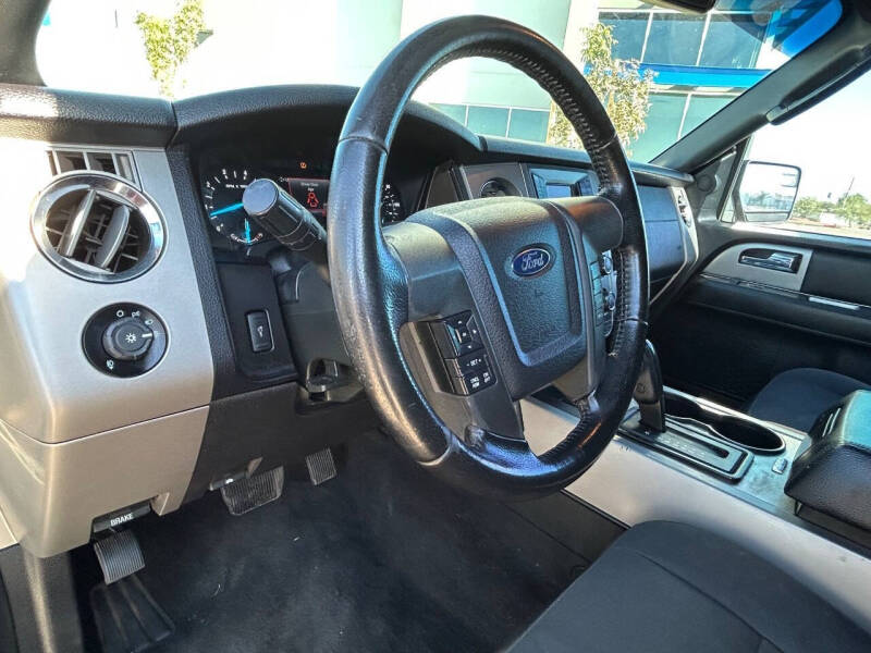 2015 Ford Expedition EL XLT