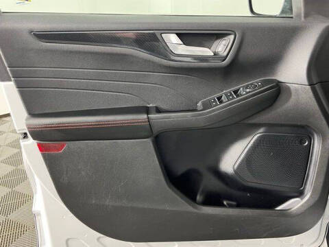 2023 Ford Escape Hybrid ST-Line Select