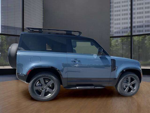 2025 Land Rover Defender 90 P400 X-Dynamic SE