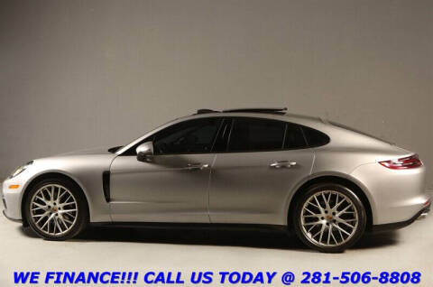 2017 Porsche Panamera