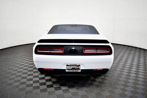 2015 Dodge Challenger SRT Hellcat