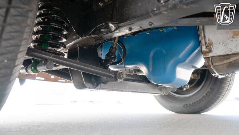 1946 Ford Super Deluxe