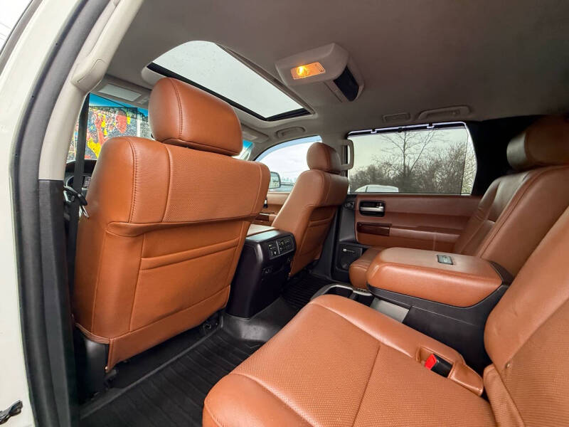 2016 Toyota Sequoia Platinum