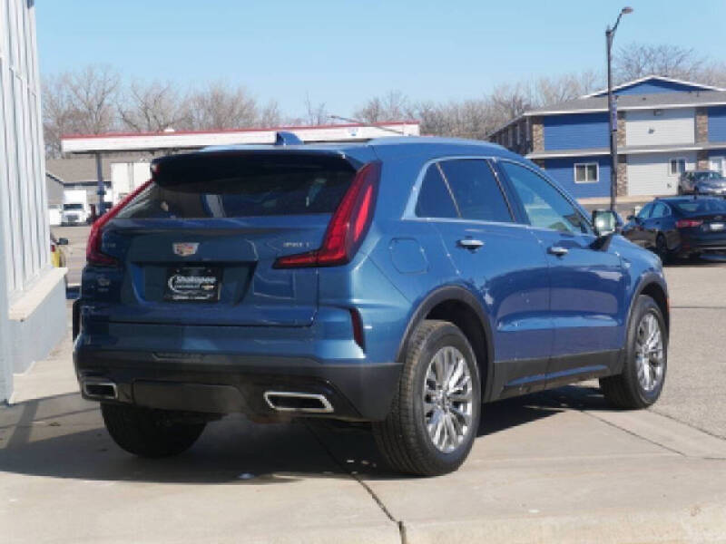 2024 Cadillac XT4 Premium Luxury