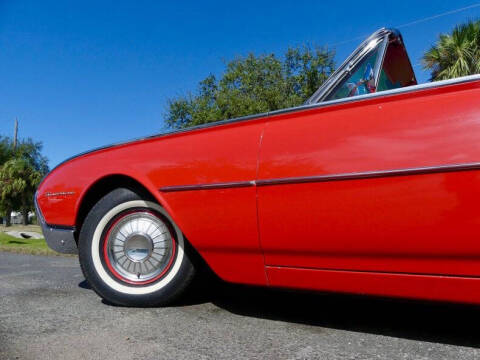 1962 Ford Thunderbird