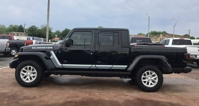 Used 2023 Jeep Gladiator Sport S with VIN 1C6JJTAM1PL531650 for sale in Vinita, OK