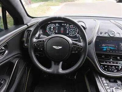 2021 Aston Martin DBX