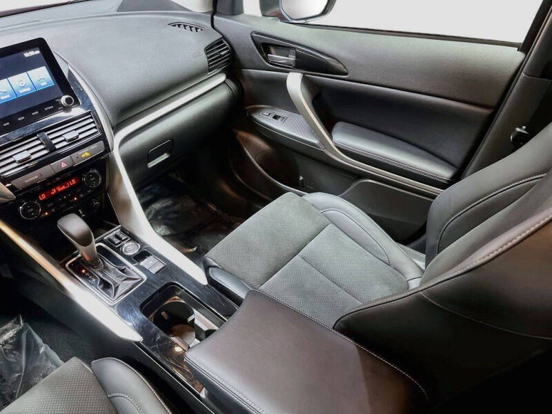 2026 Mitsubishi Eclipse Cross SE