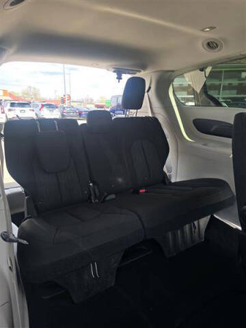2017 Chrysler Pacifica Touring