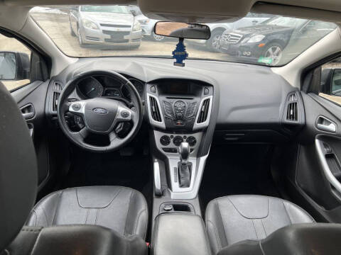 2013 Ford Focus SE