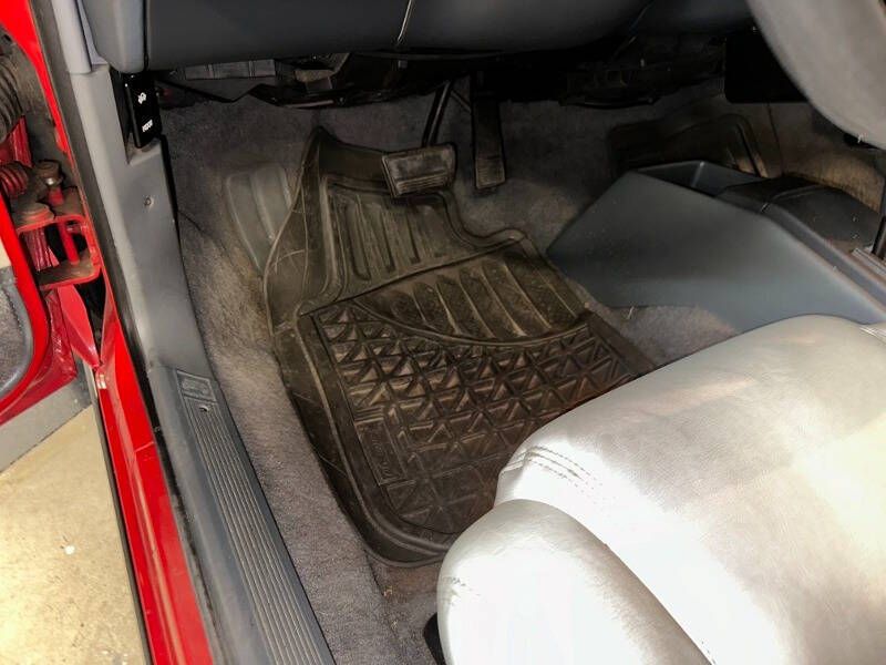 1991 Pontiac Sunbird LE