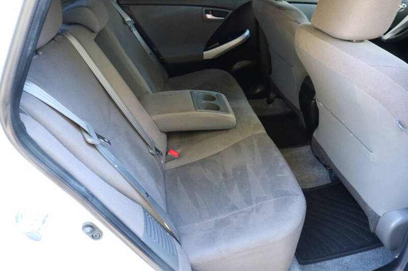 2015 Toyota Prius Two