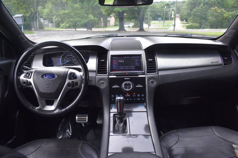 2013 Ford Taurus SHO