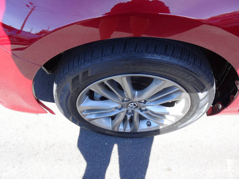 2017 Toyota Camry LE