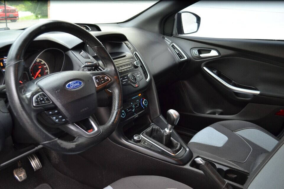 2015 Ford Focus for sale at Knox Max Motors LLC in Knoxville, TN