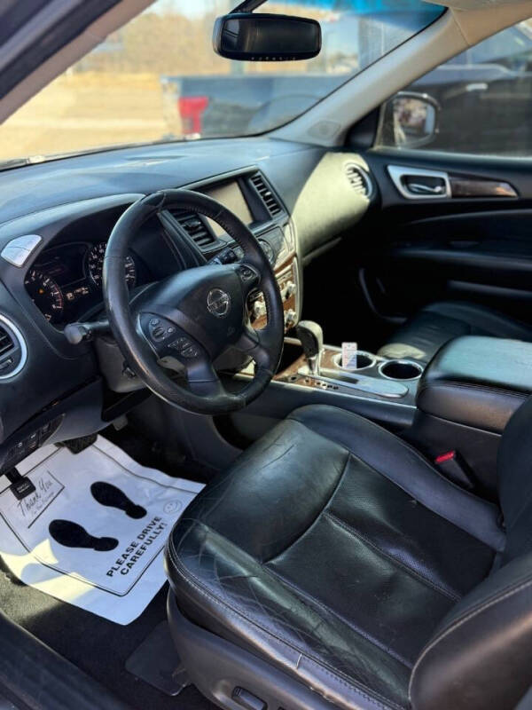 2013 Nissan Pathfinder Platinum