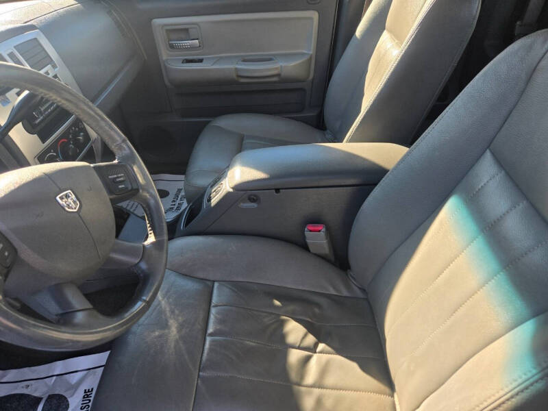 2005 Dodge Dakota Laramie