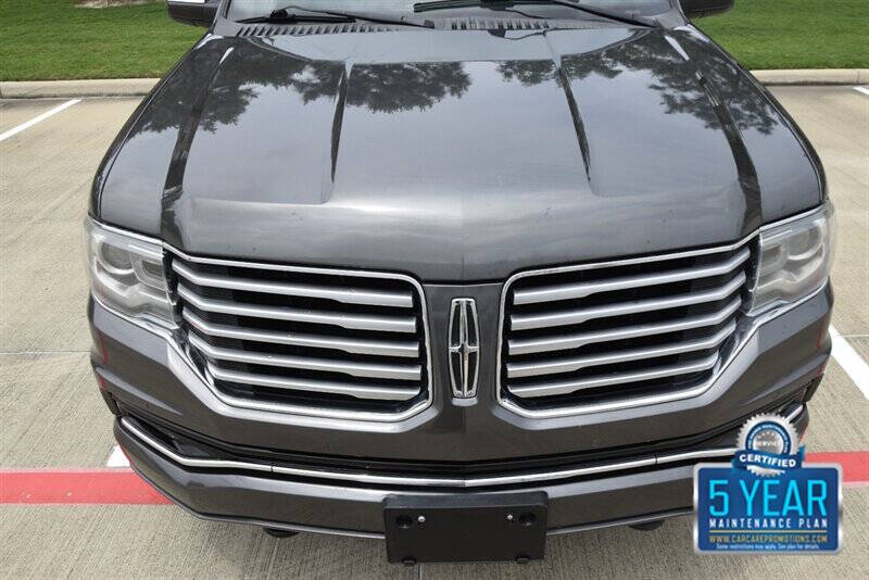 2016 Lincoln Navigator Select