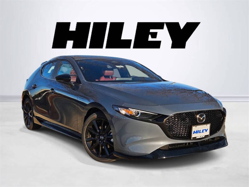 2026 Mazda Mazda3 Carbon Edition's photo