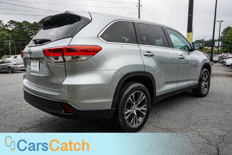 2019 Toyota Highlander LE