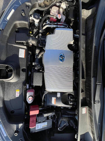 2022 Toyota Prius LE