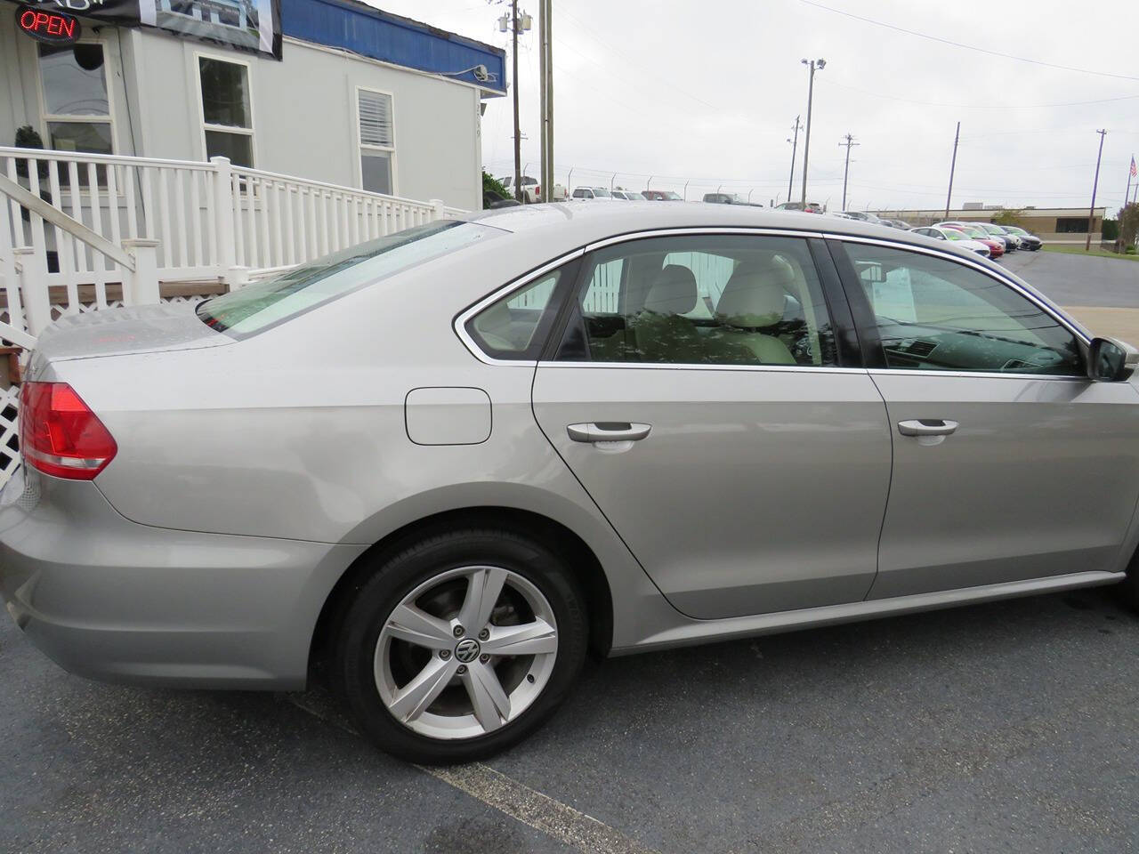 2013 Volkswagen Passat for sale at Colbert's Auto Outlet in Hickory, NC