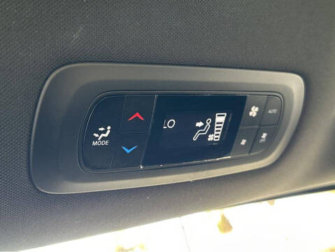 2024 Chrysler Pacifica Touring