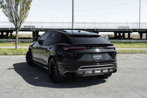 2020 Lamborghini Urus