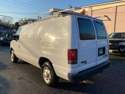 2014 Ford E-Series E-150