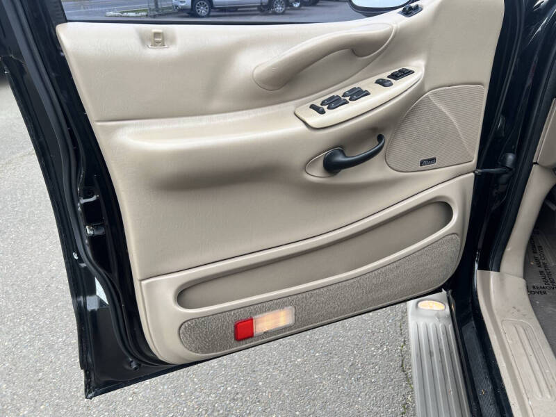 2000 Ford Expedition Eddie Bauer