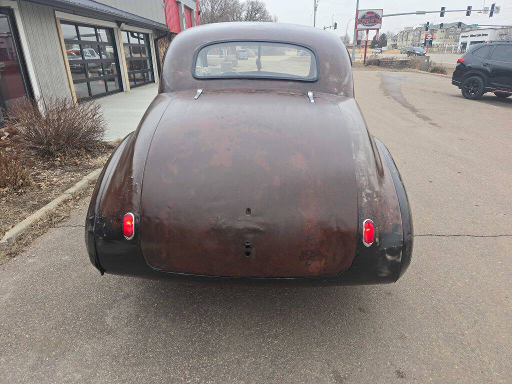 1940 Chevrolet Master Deluxe 63