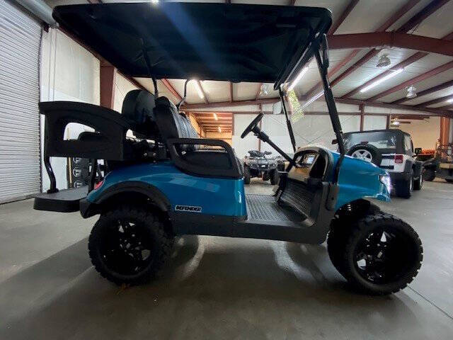 2024 Kodiak EV Defender